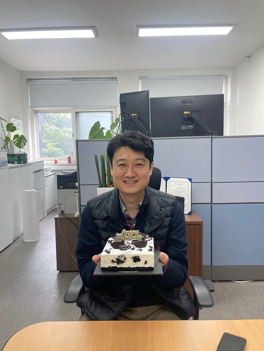 2026.04.01 교수님 생신!!❤️❤️🎉